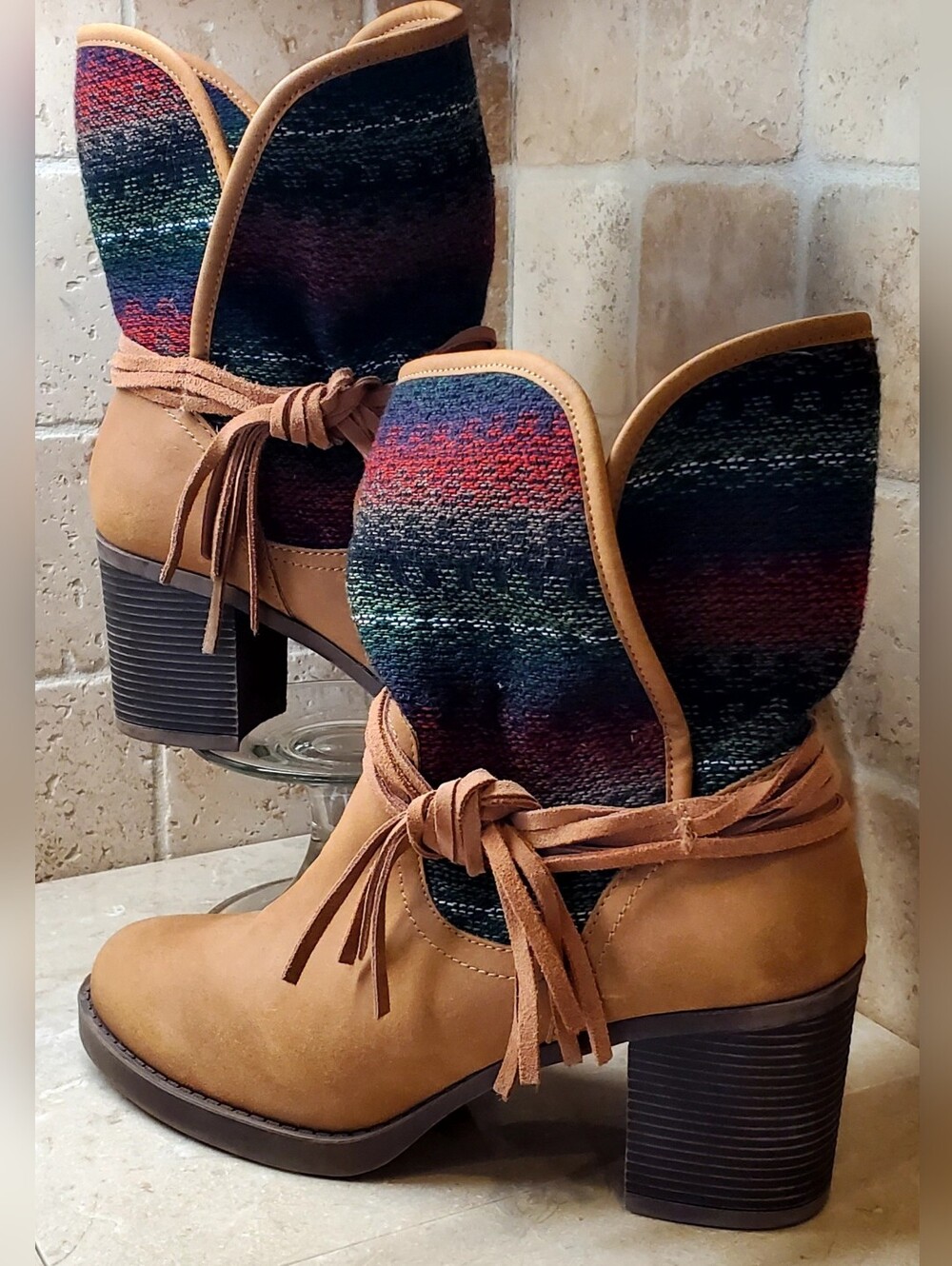 Sugar Holly Brown Faux Leather Heel Southwestern Aztec Boho Ankle Boots Sz 9.5 M